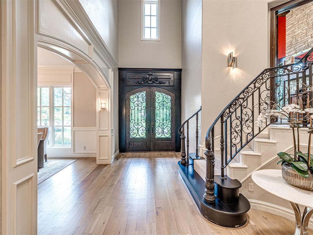 11832 Lorenta Circle