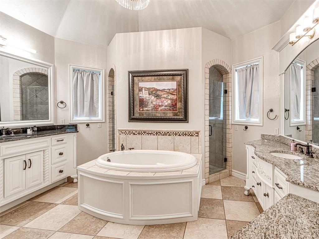 11832 Lorenta Circle