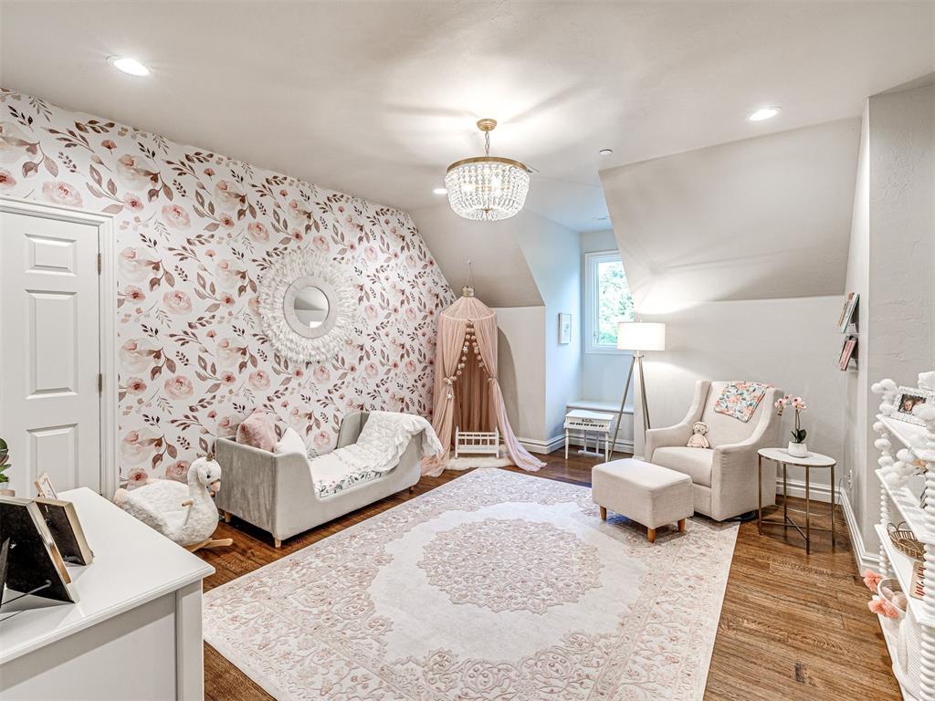 11832 Lorenta Circle