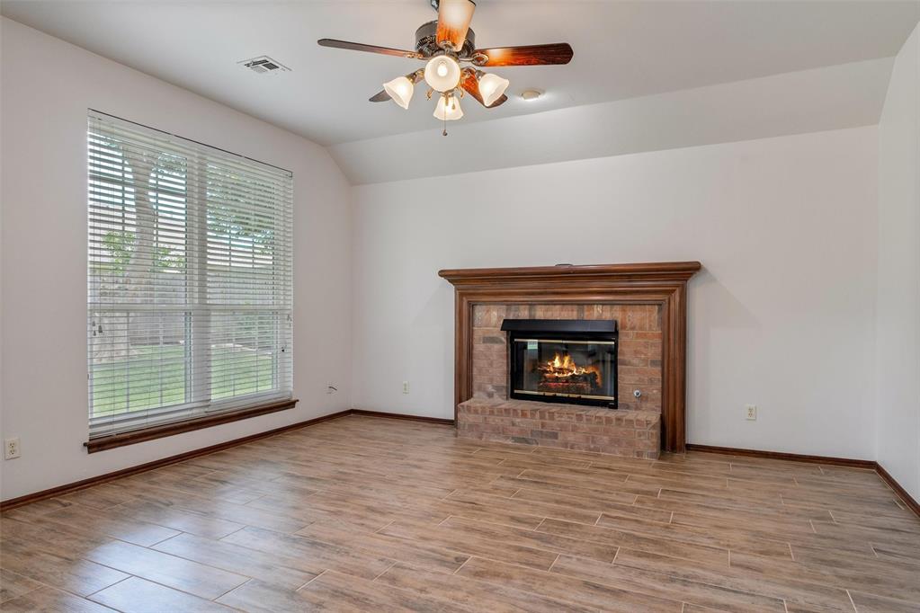 16004 Sheffield Boulevard