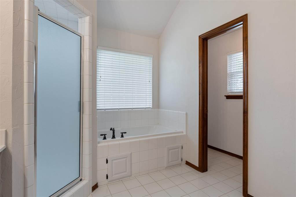 16004 Sheffield Boulevard