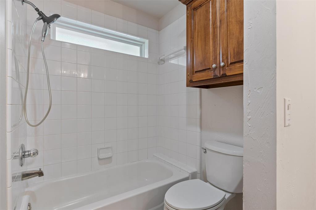 16004 Sheffield Boulevard