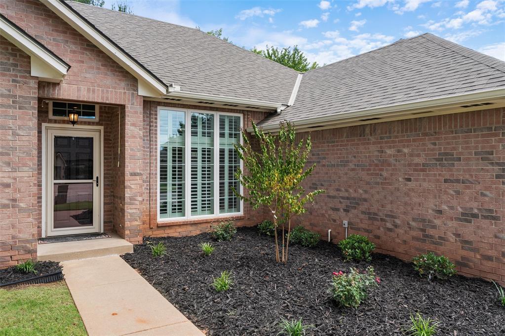 16004 Sheffield Boulevard