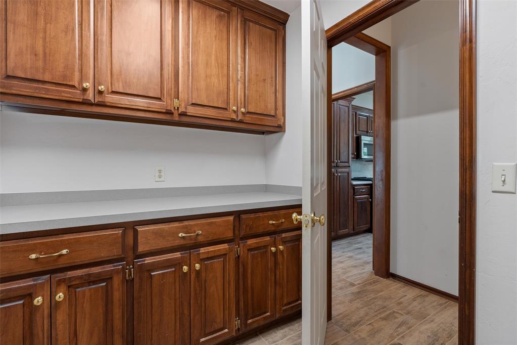 16004 Sheffield Boulevard