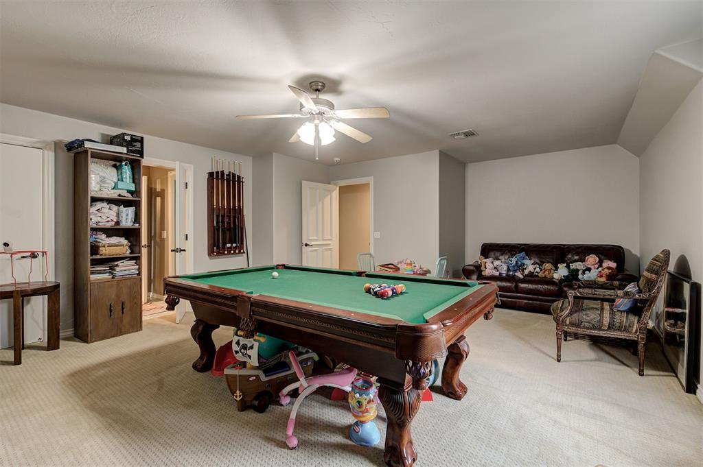 6525 Oak Heritage