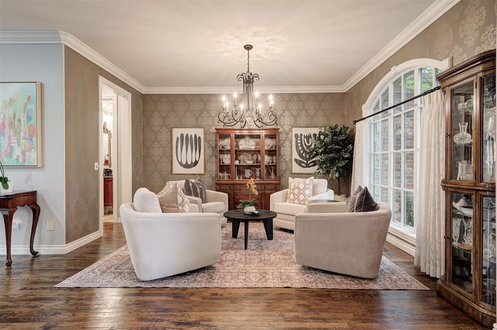 6525 Oak Heritage
