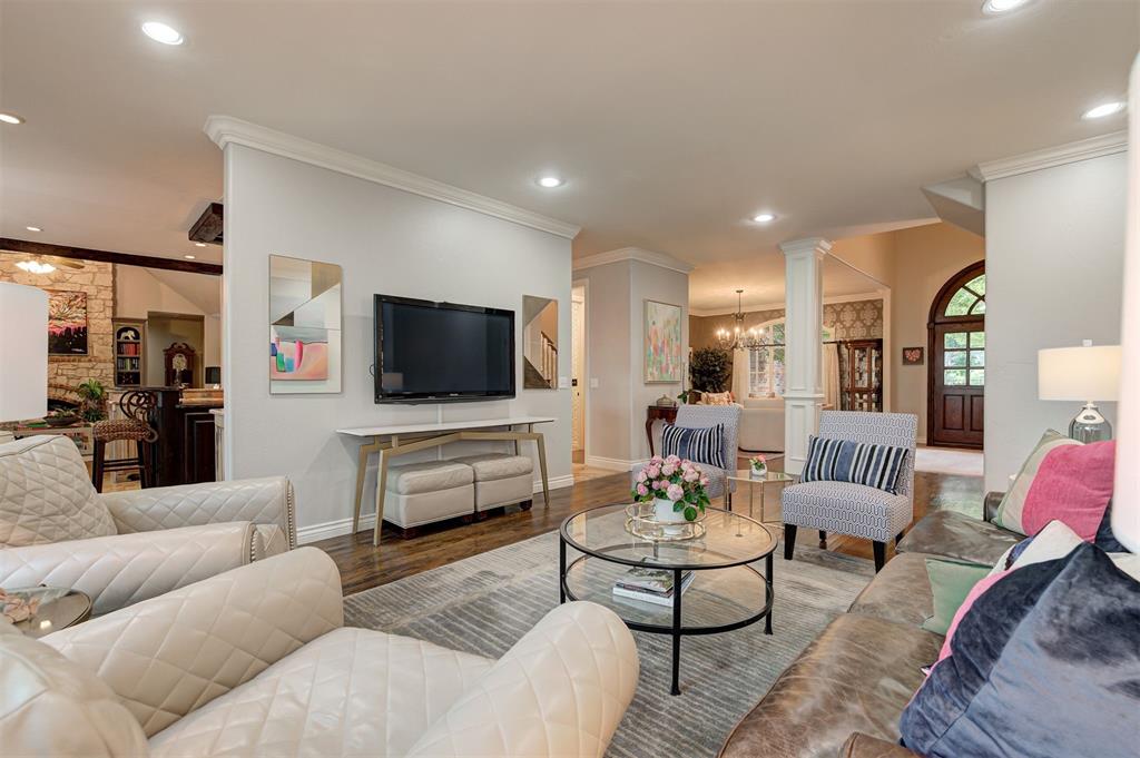 6525 Oak Heritage