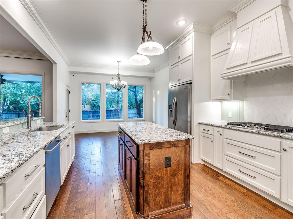 4017 Redmont Court