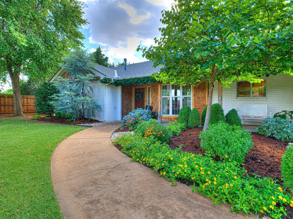 213 S Trail Ridge Road