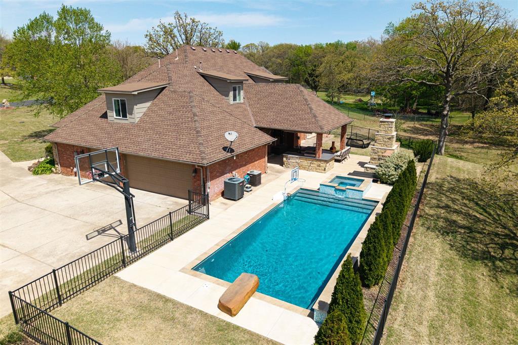 7416 NE 133rd Street
