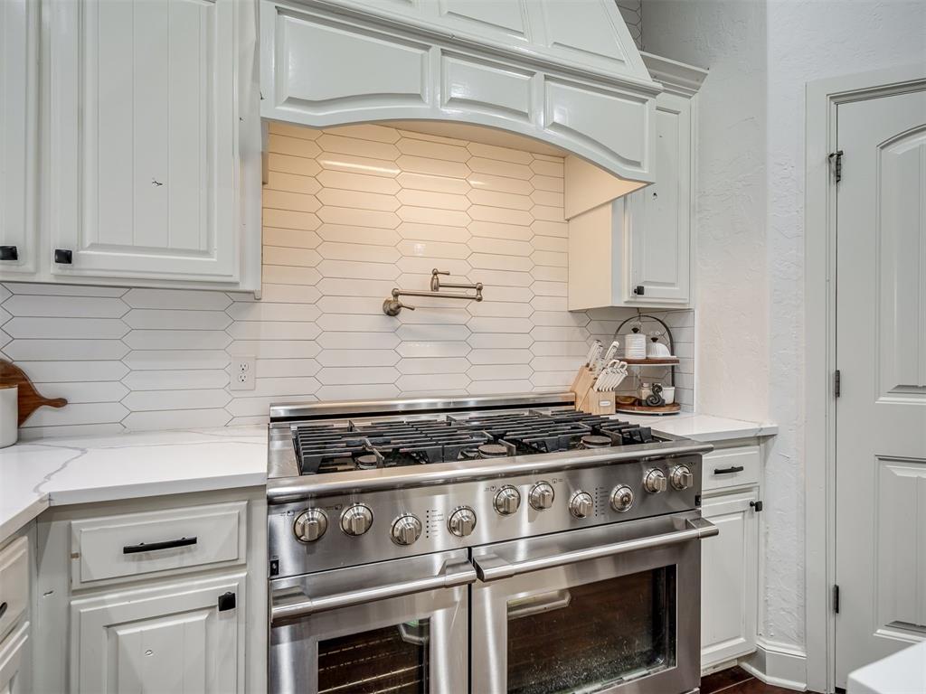 401 S Riverside Drive