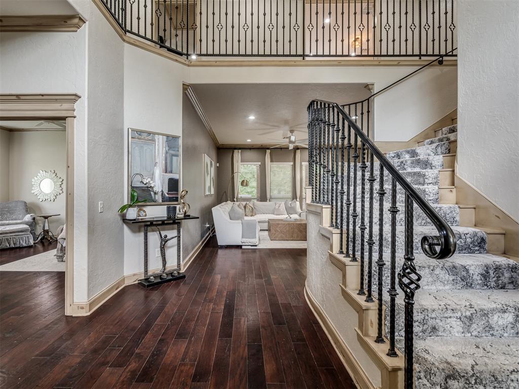 401 S Riverside Drive