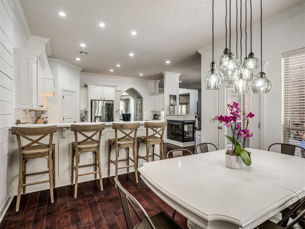 401 S Riverside Drive