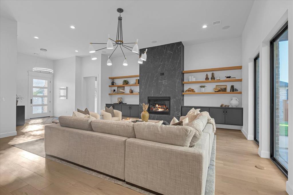 3917 Stone Bluff Way