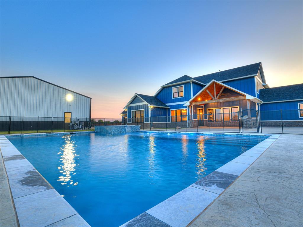 115 Weaver Court