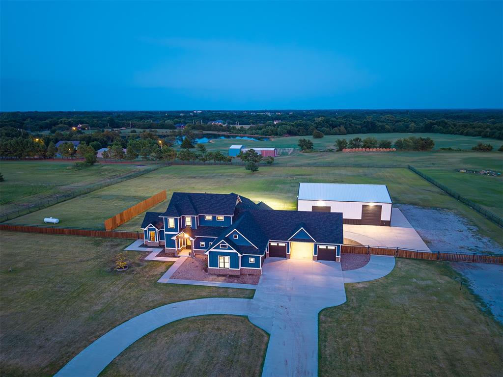 115 Weaver Court