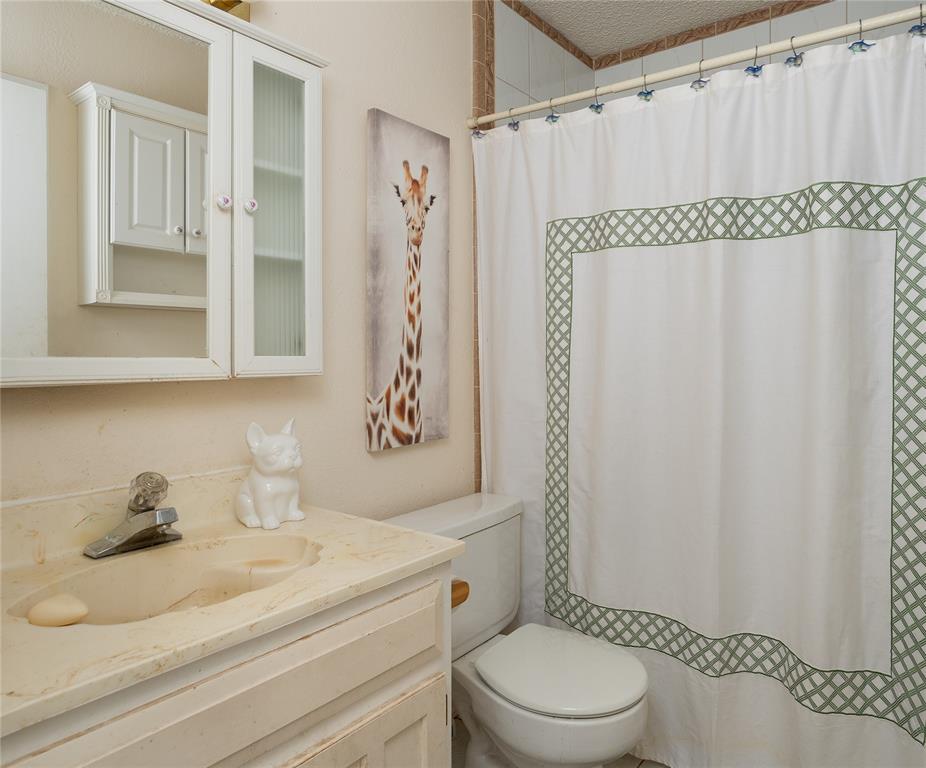 8814 E E 134th St Street