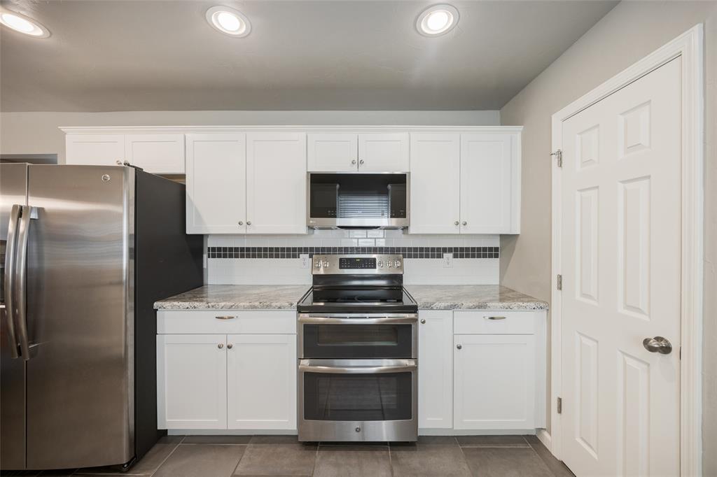 10023 Southridge Drive