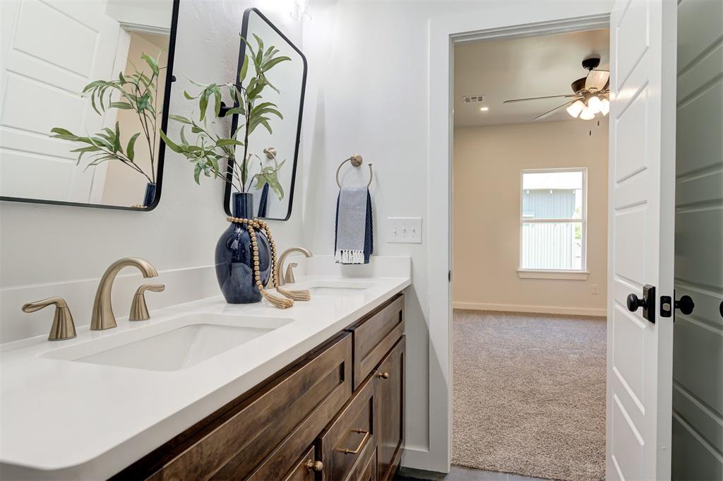 1802 E Harrison Avenue