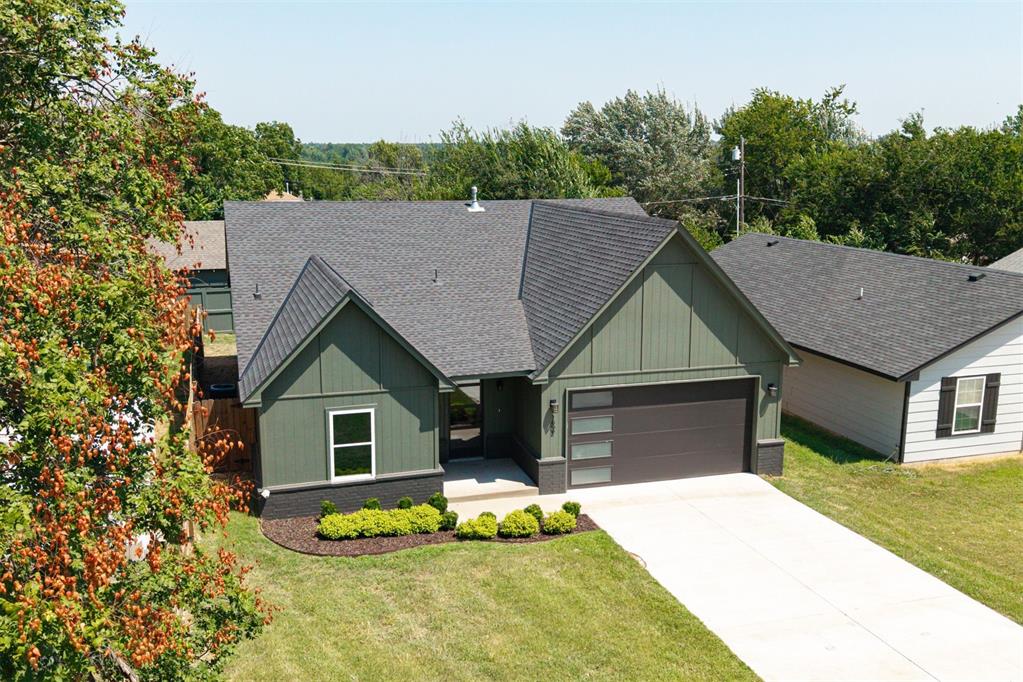 1802 E Harrison Avenue