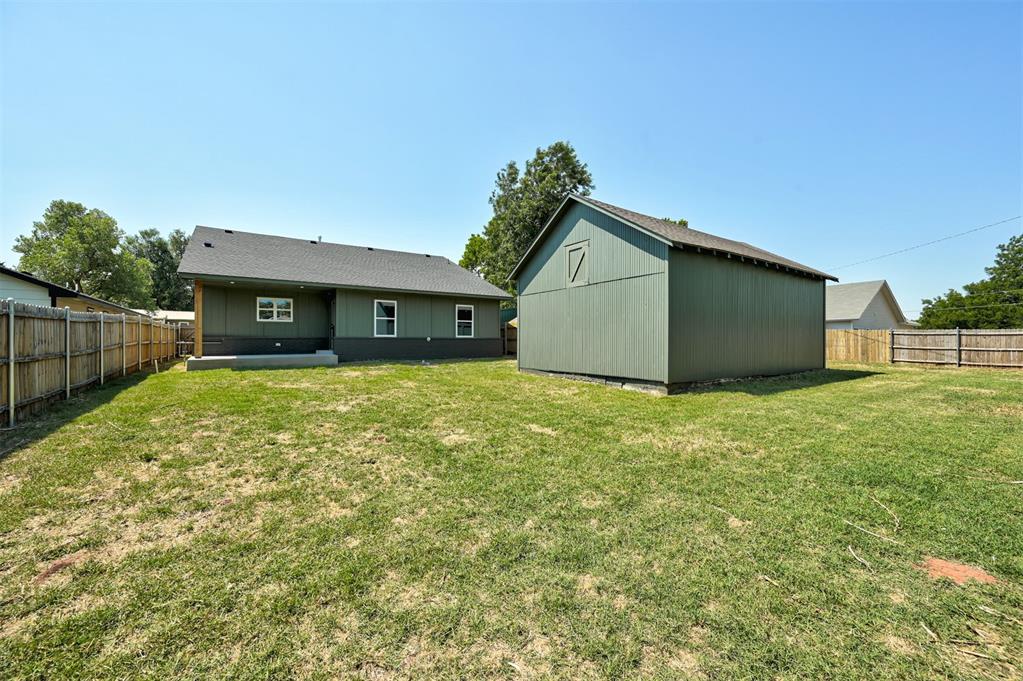 1802 E Harrison Avenue