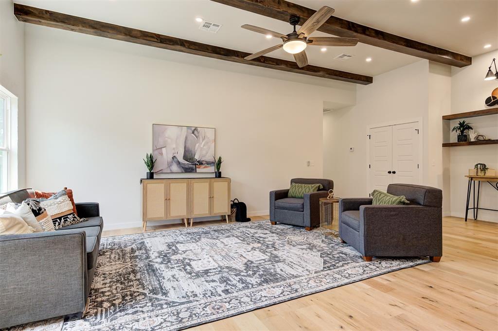 1802 E Harrison Avenue