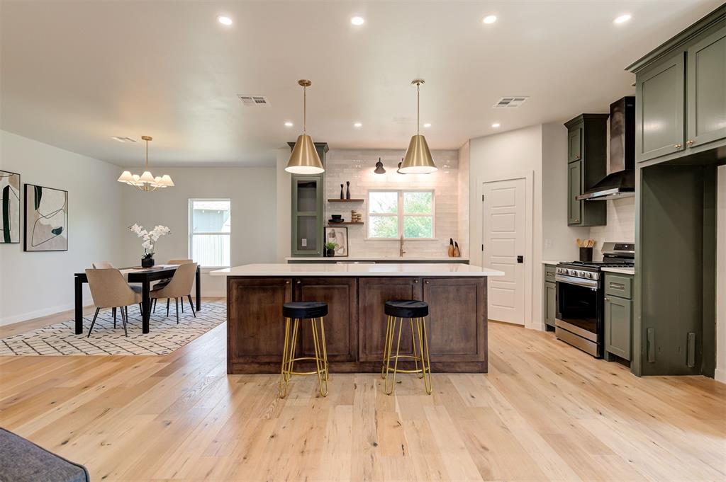 1802 E Harrison Avenue