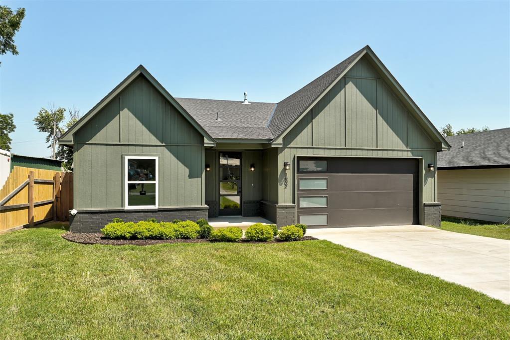 1802 E Harrison Avenue