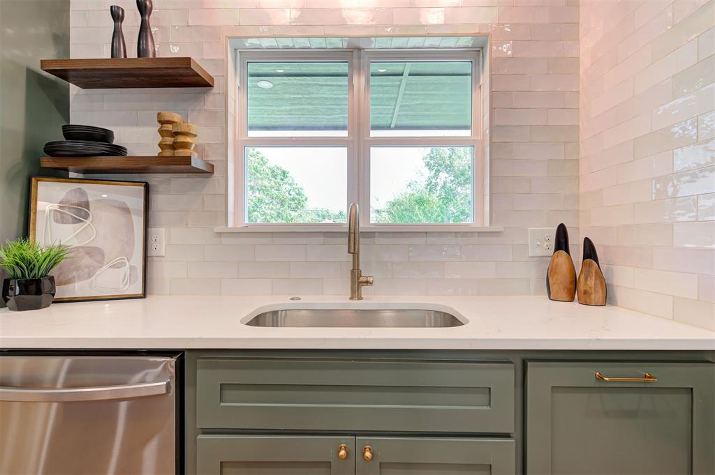 1802 E Harrison Avenue