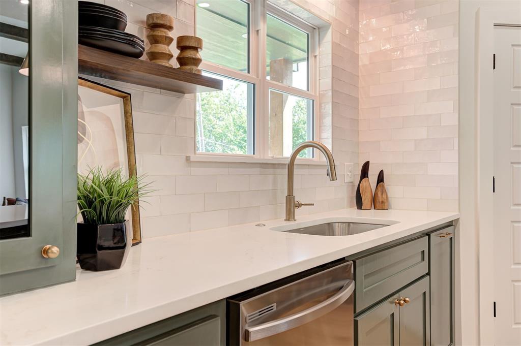 1802 E Harrison Avenue