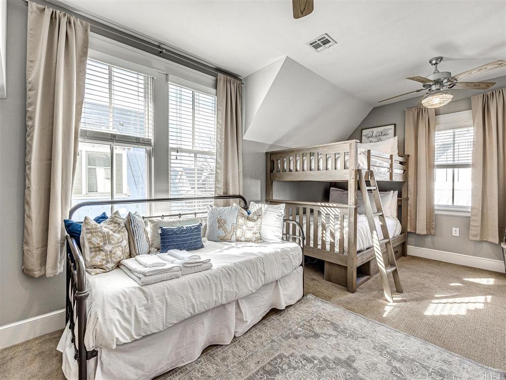 33 Boardwalk Unit: B