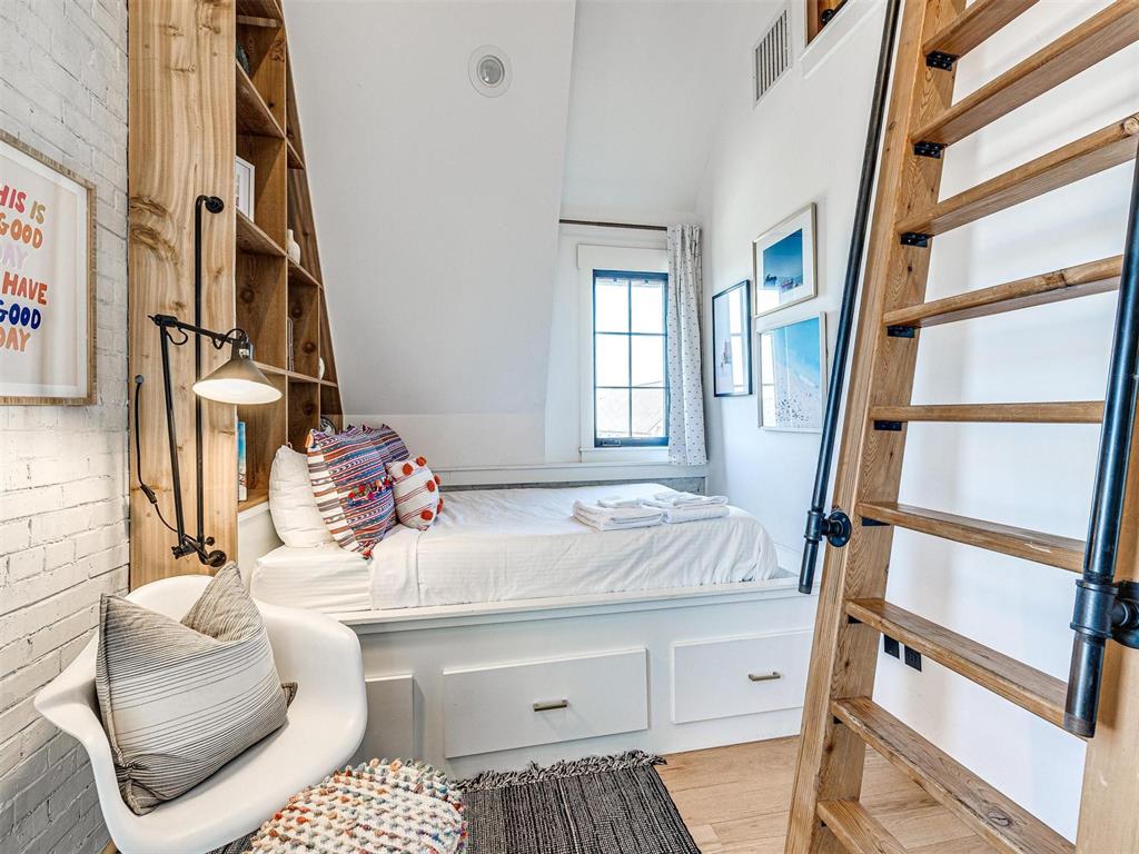 67 Ridgeline Road Unit: A