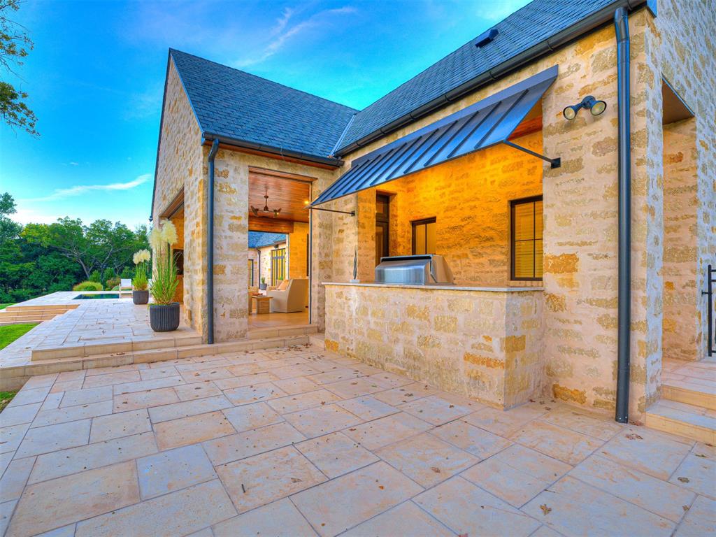 2909 Spring Crest Circle