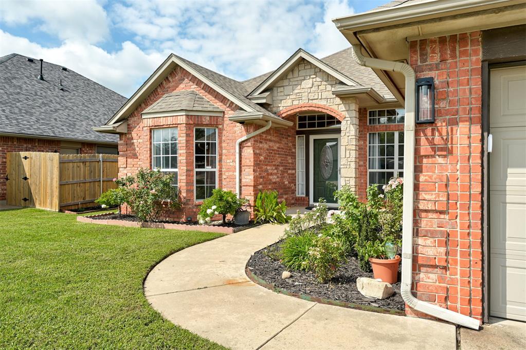 3809 Scissortail Drive