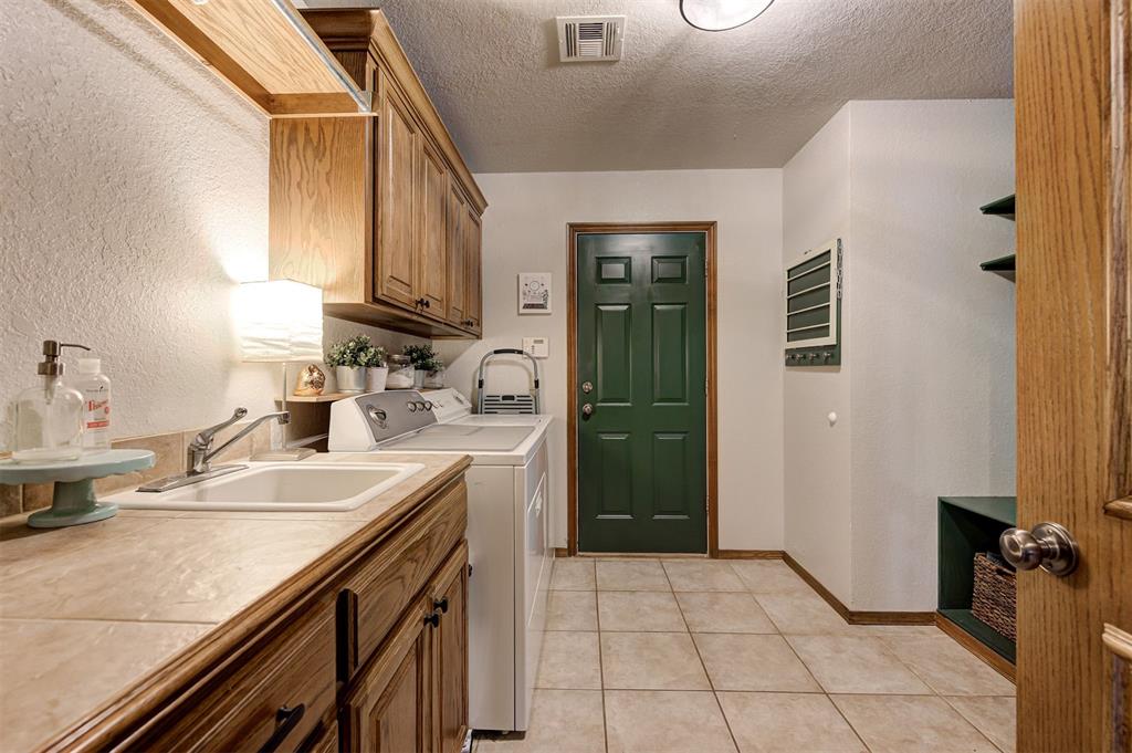 3809 Scissortail Drive