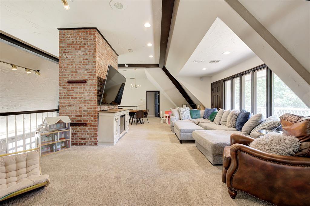 4100 Oakdale Forest Road