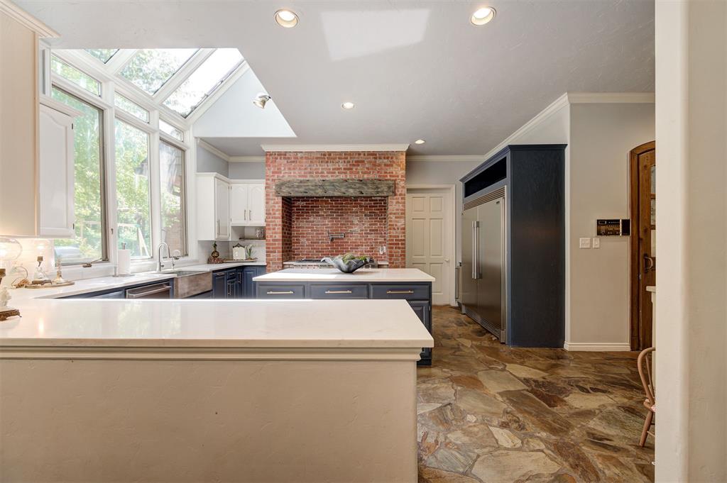 4100 Oakdale Forest Road