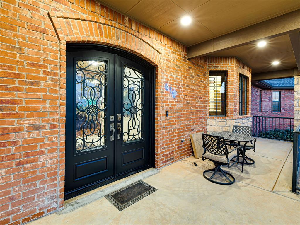610 Lawrence Drive