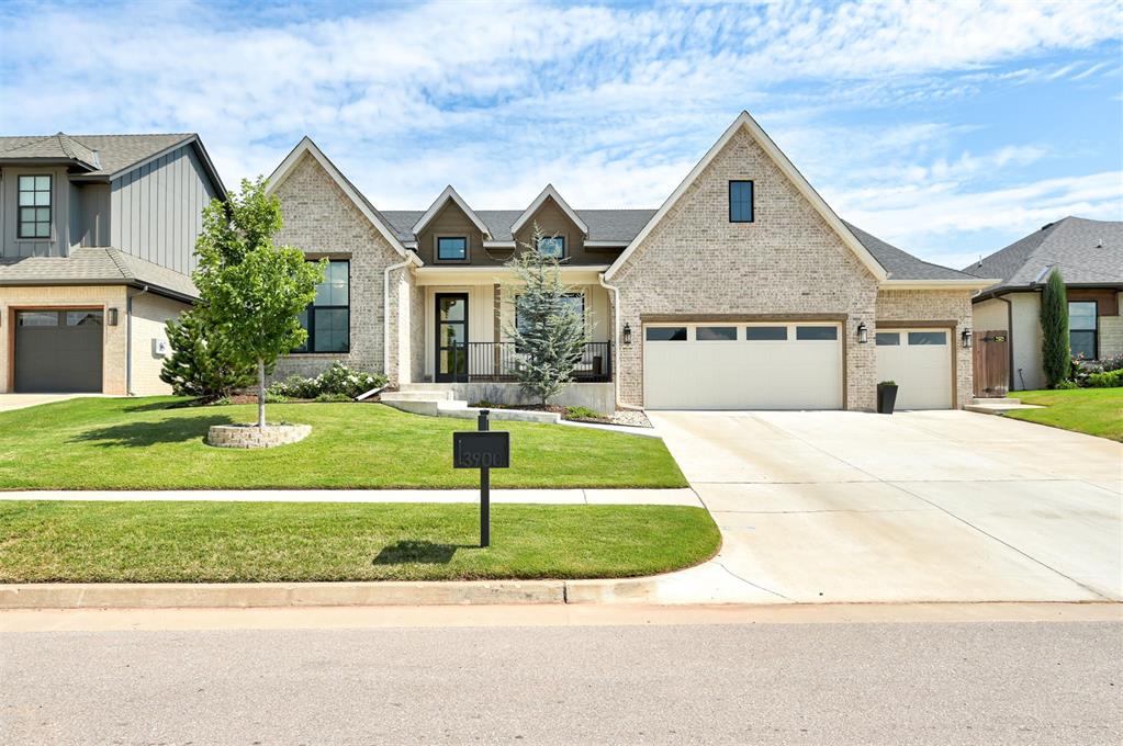 3900 Shady Hill Trail