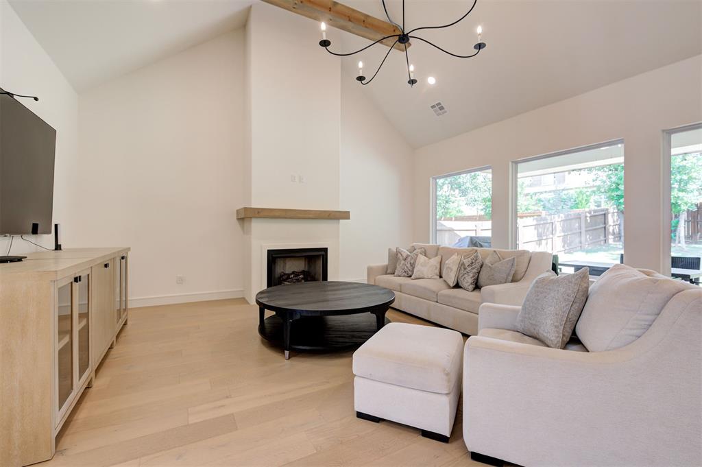 3900 Shady Hill Trail