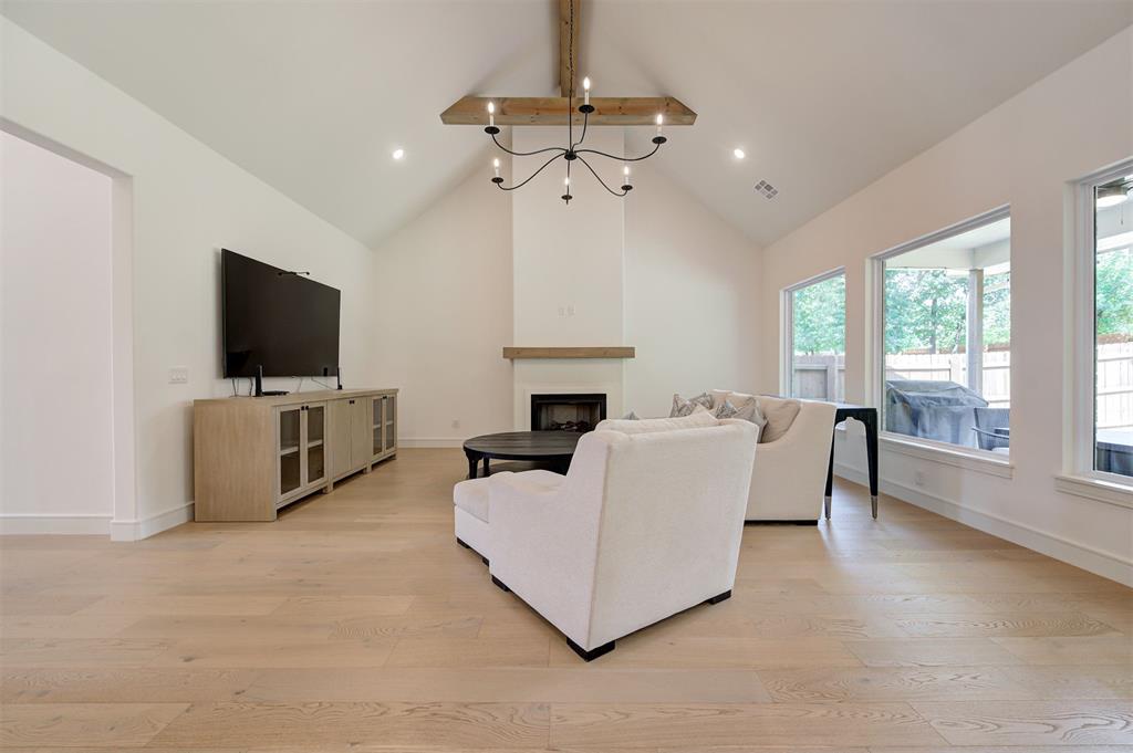 3900 Shady Hill Trail