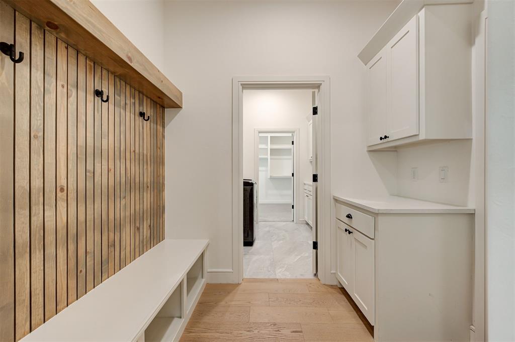 3900 Shady Hill Trail