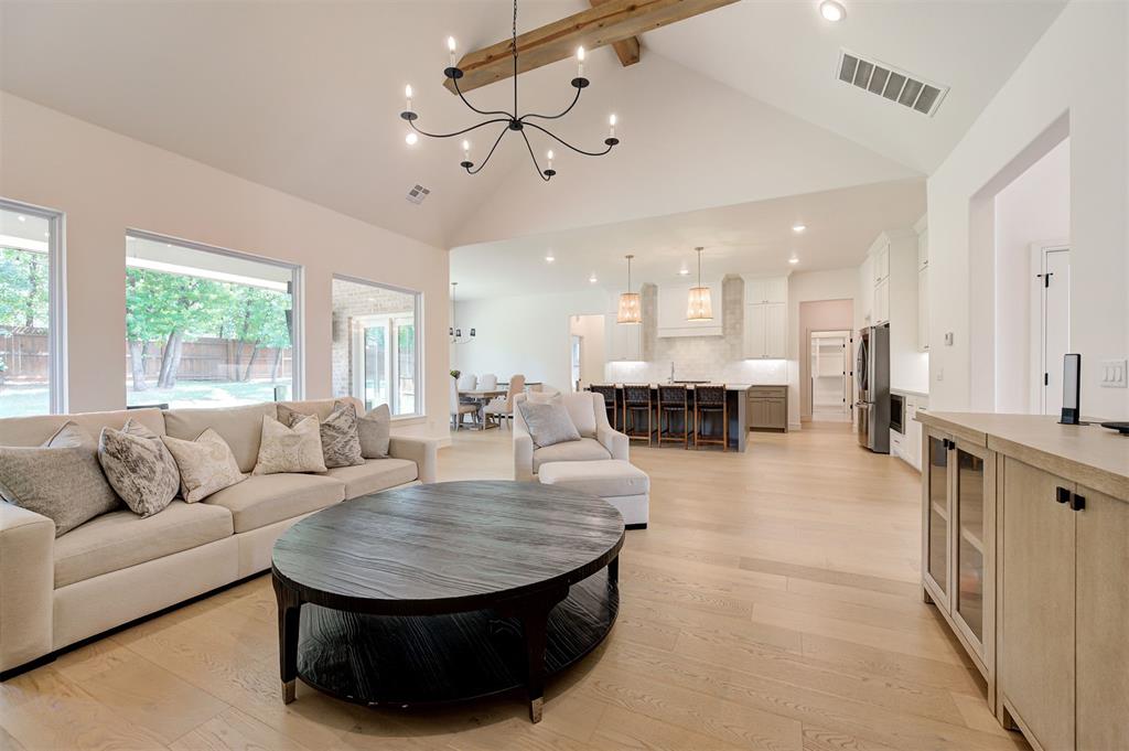 3900 Shady Hill Trail