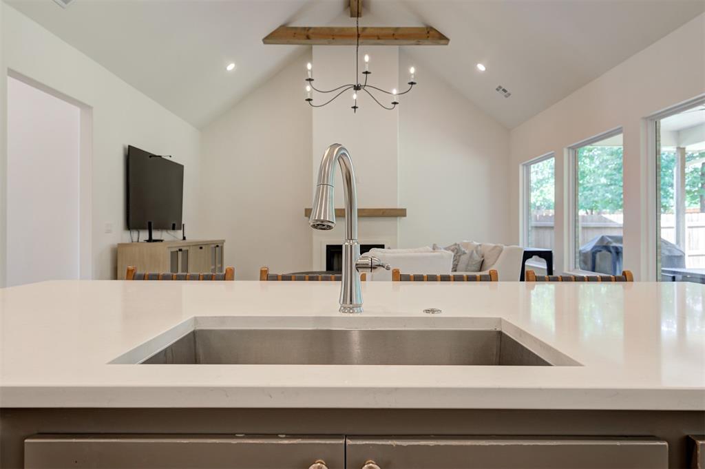 3900 Shady Hill Trail