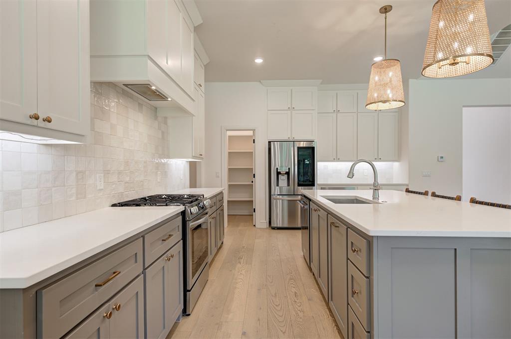 3900 Shady Hill Trail
