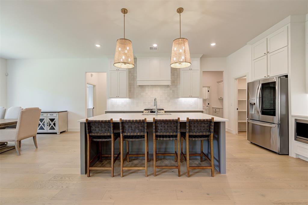 3900 Shady Hill Trail