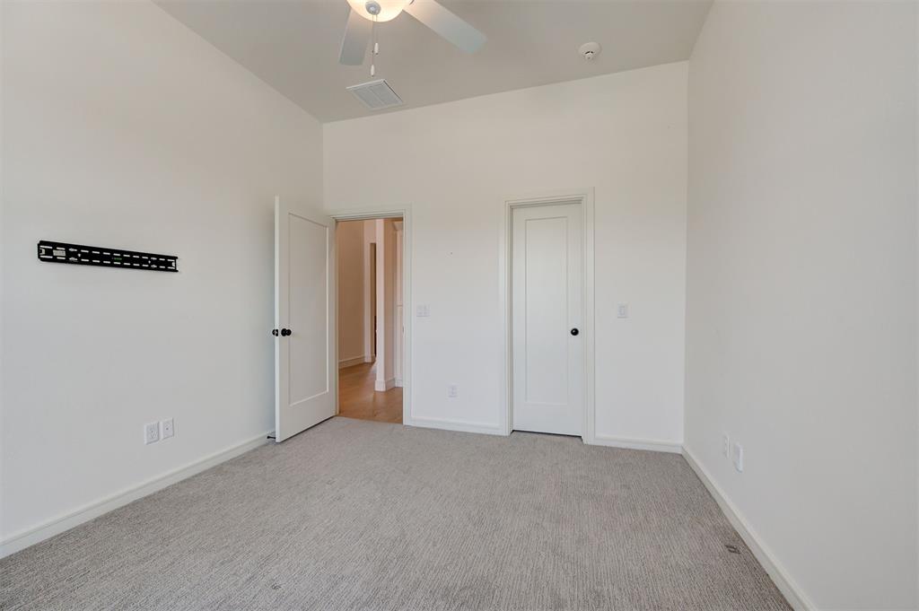 3900 Shady Hill Trail