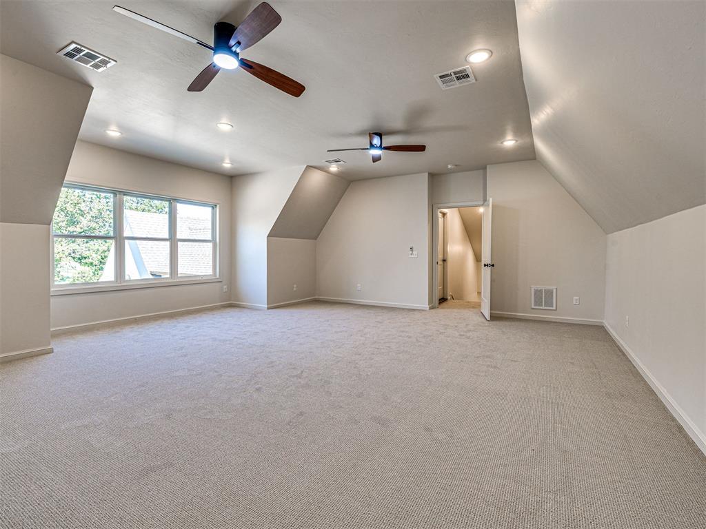 2297 Summit Circle