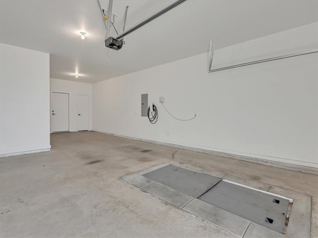 7717 NW 136th Terrace