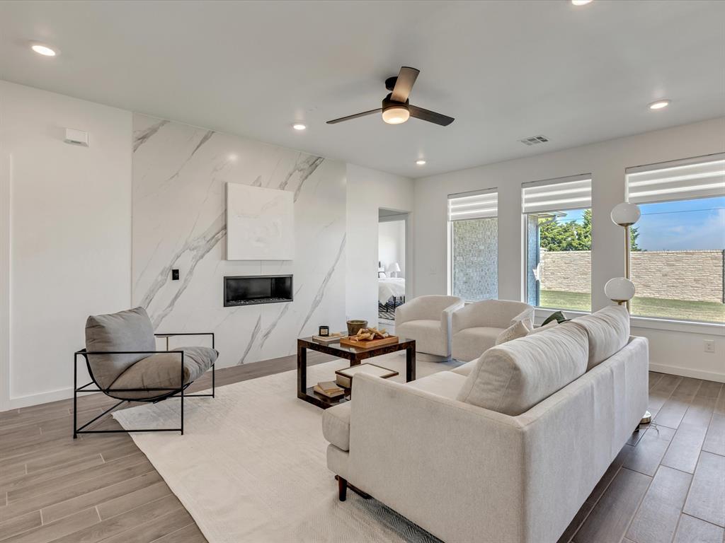 7717 NW 136th Terrace